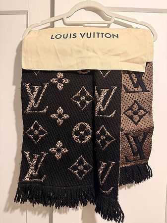 Louis Vuitton Logo Mania Leo Schal