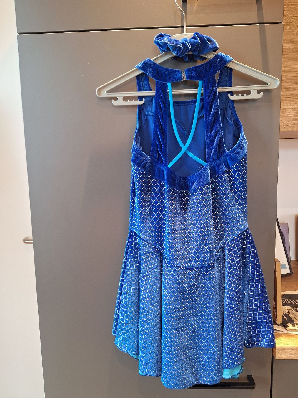 Vestiti & Gonne: Kürkleid Eiskunstlauf Kleid – Usato da Langnau i. E. venduto da Solti750 1