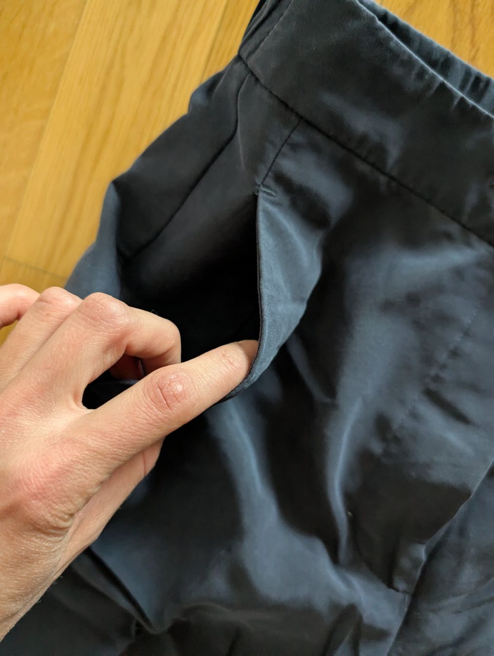 Mango Pantaloni: MNG Hose, Gr. 34, neuwertig, 70% Modal – Usato da Zug venduto da sunshinestateofmind 2