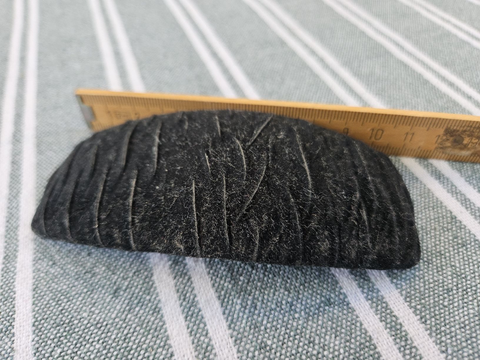 Accessori per capelli: Haarspange samtig schwarz – Usato da Wettingen venduto da Sk8ertomda 1