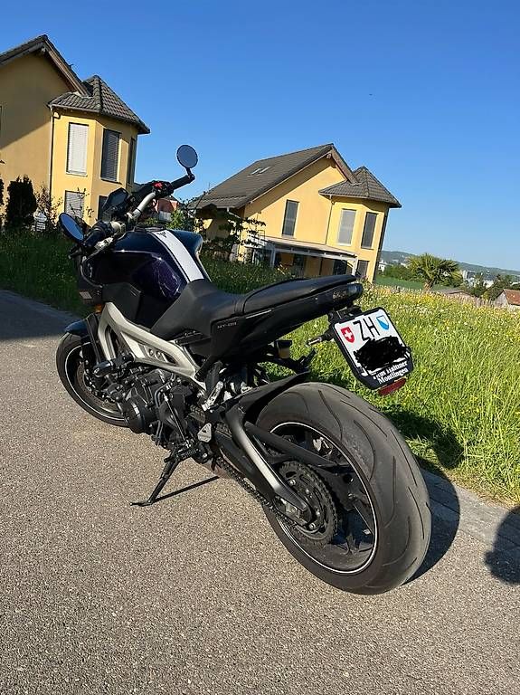 Yamaha Strada: Yamaha MT09 (ab MFK) – Usato da Rümlang venduto da Lucesch 1
