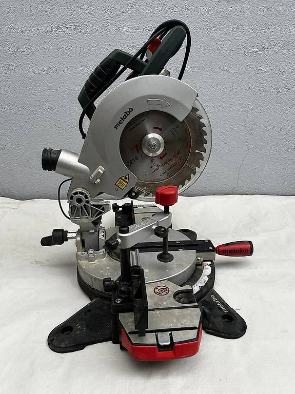 Toutes les machines: Gehrungssäge – D'occasion à Embrach par Beni 2