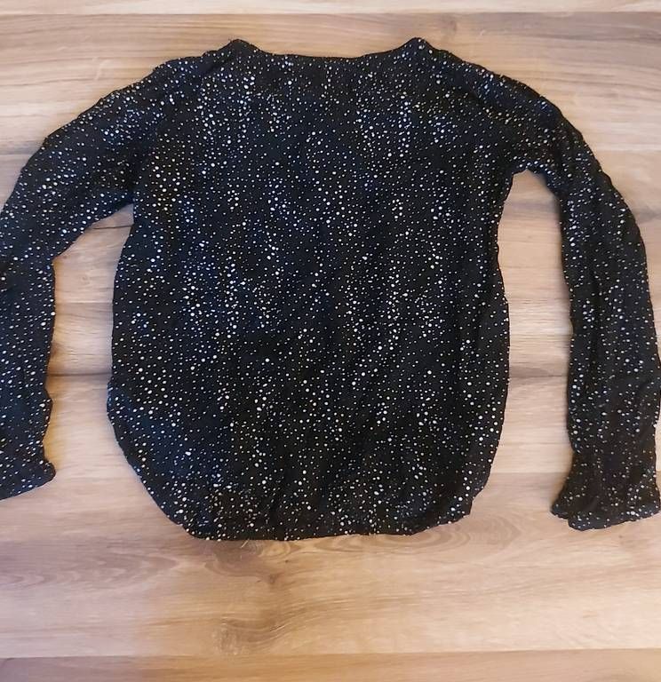 Lotti & Set di vestiti: Kinder Kleidung 9-10 – Usato da Pratteln venduto da nt.geschenkshop 1