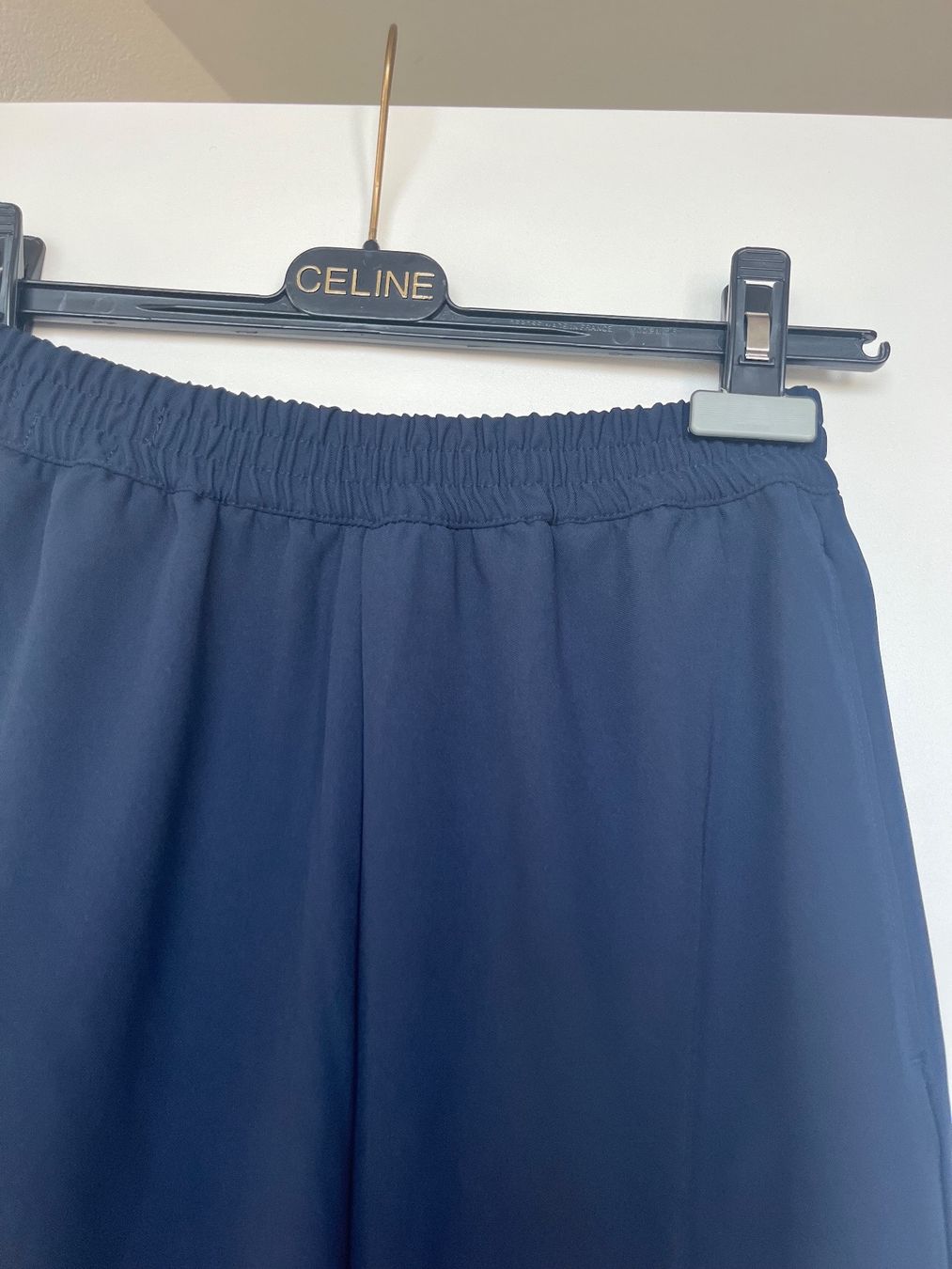 Pantaloni: Pantalon bleu – Nuovo (secondo la descrizione) da Neuchâtel venduto da Ariane_vn00 2