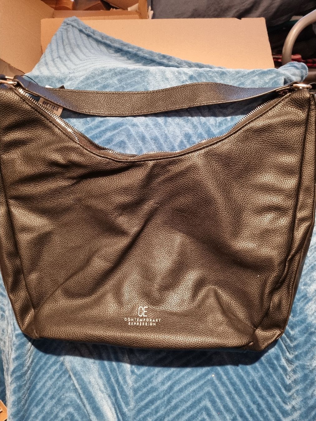 Taschen für Damen: Handtasche CE Contemporary Expression schwarz Damen  NEU – Neu und originalverpackt aus Aesch BL von mutti04