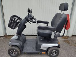 Voiture/Scooter electric senior Invacare OrionPro comme neuf