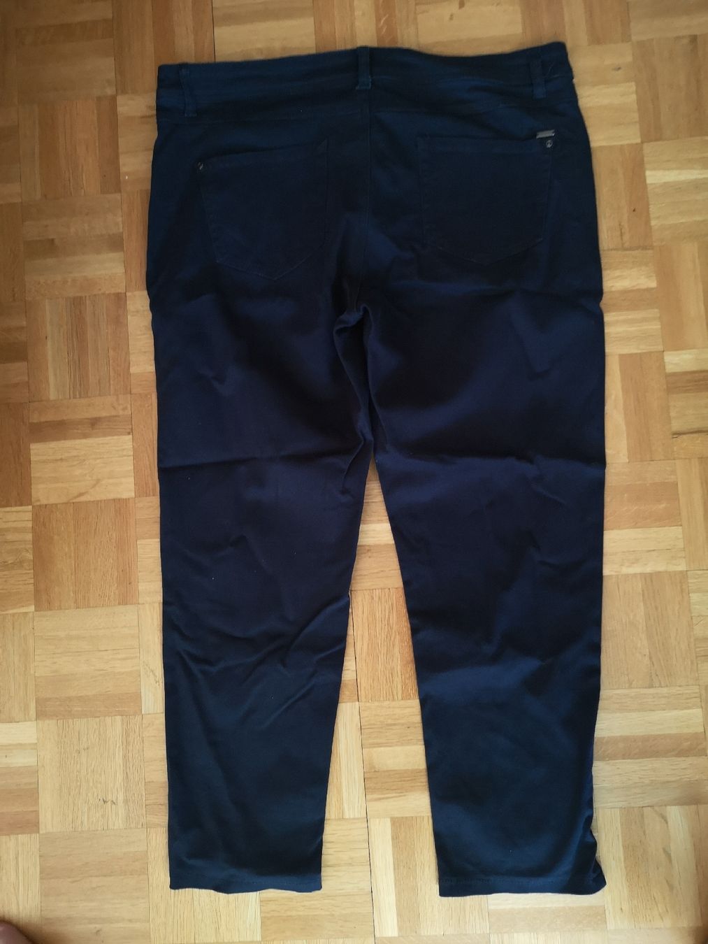 Pantaloni: Pantalon bleu foncé  – Nuovo (secondo la descrizione) da Nyon venduto da bicounette66 1