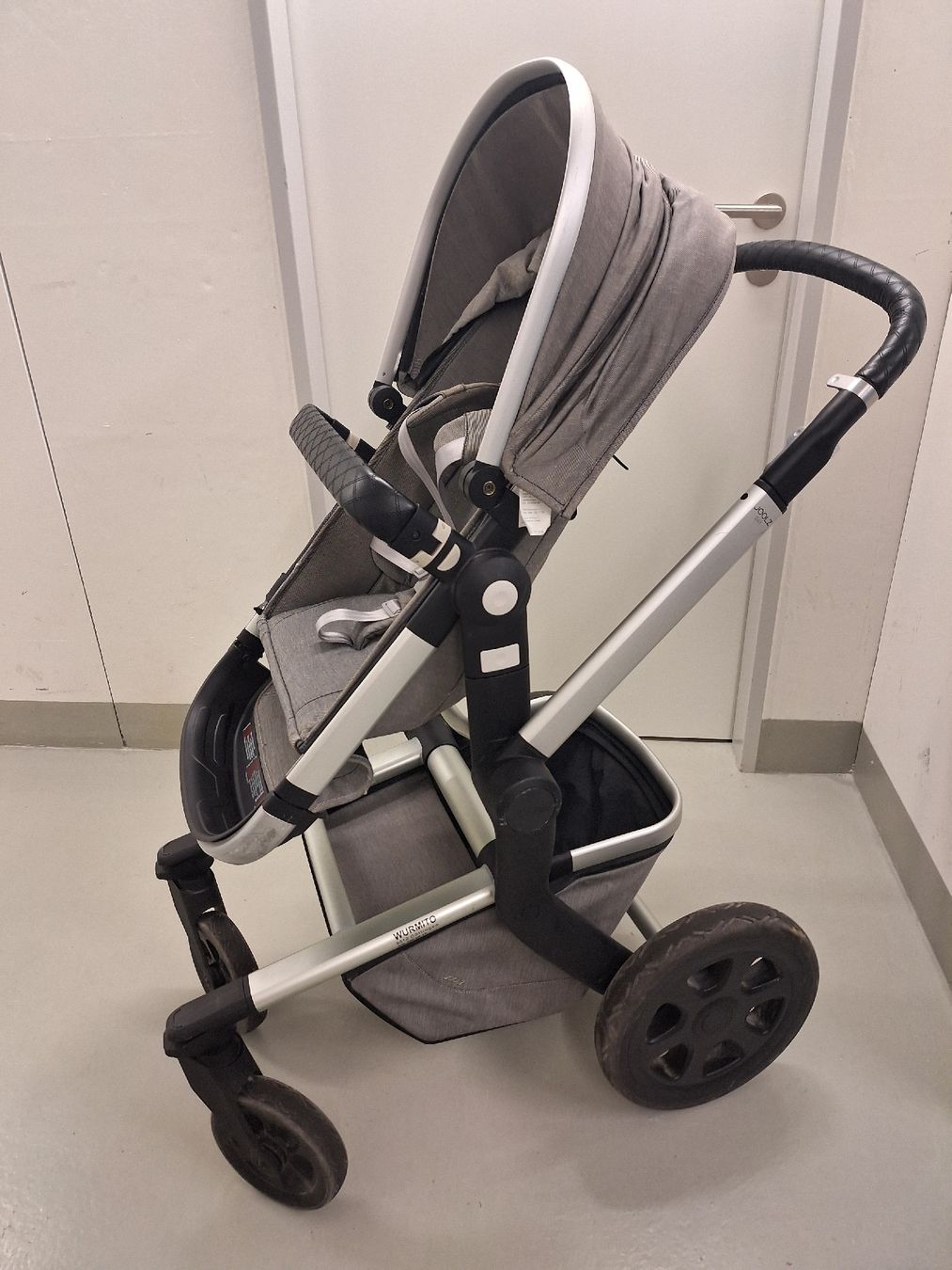 Joolz Carrozzine: Kinderwagen Joolz Day2 – Usato da Dällikon venduto da Sonnenblume-111