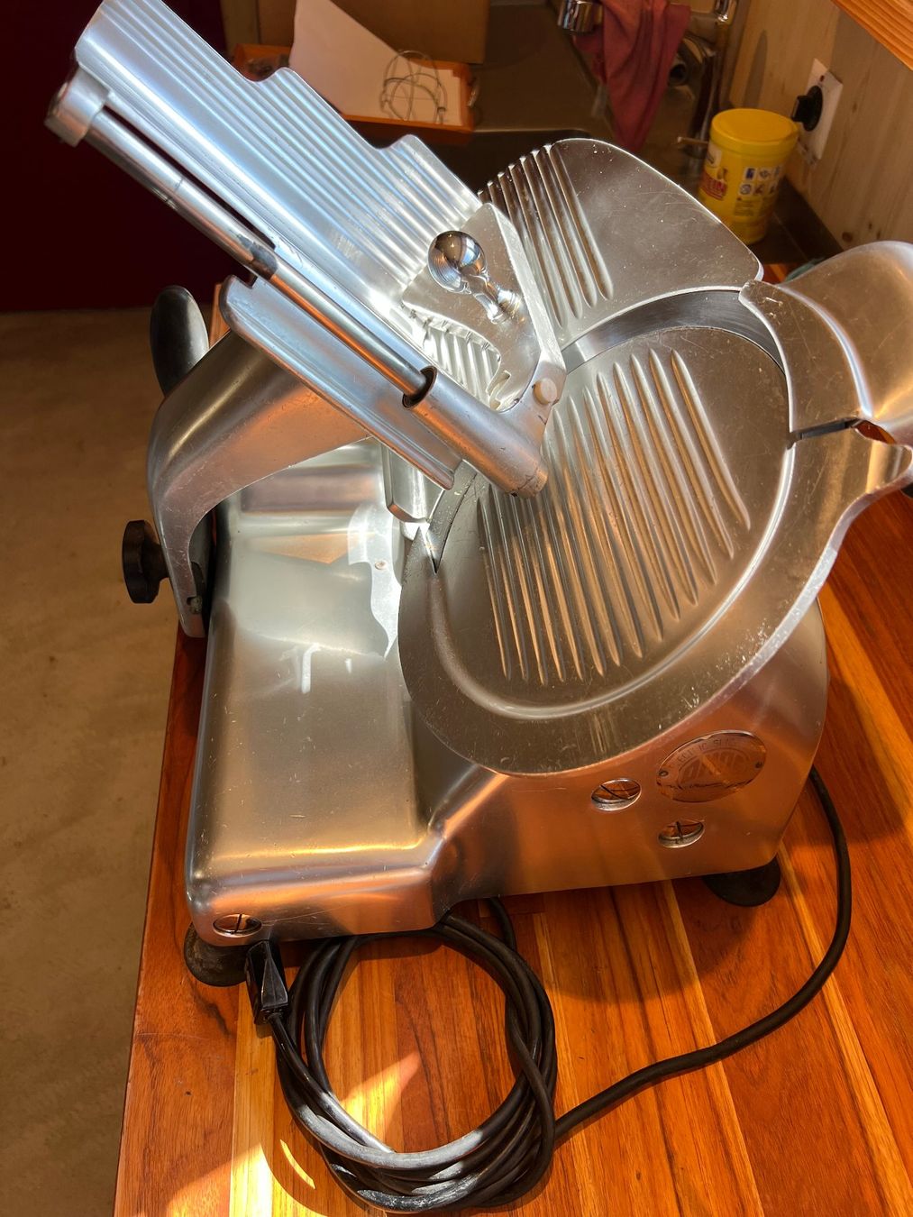 Elettrodomestici da cucina: Aufschnittmaschine OMAS – Usato da Cham venduto da hemst 2
