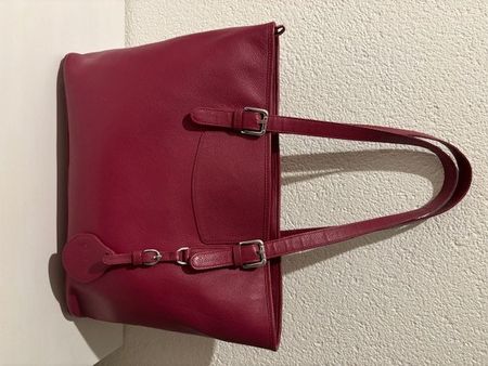 Ledershopper fuchsia mit verschiedenen Fächern