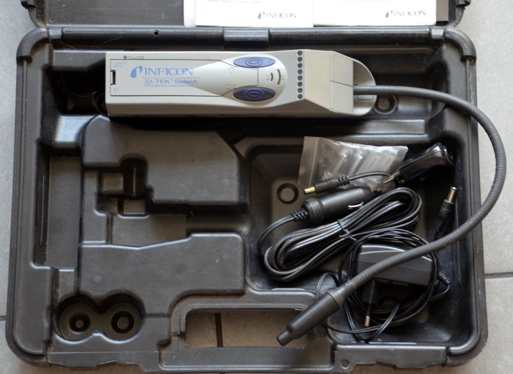 Misurare: Inficon D-TEK Select Kältemittel Leck detektor/  détecteur – Usato da Collonges venduto da arashee