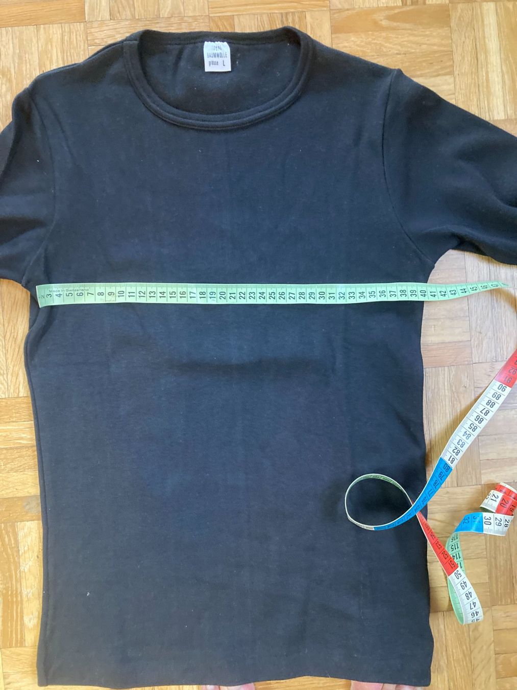 T-shirt: Shirt – Nuovo (secondo la descrizione) da Balsthal venduto da dasesaro 1