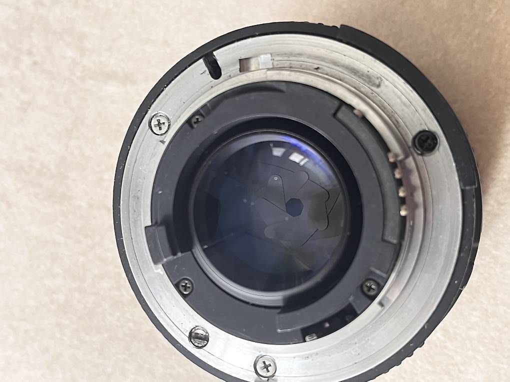 Nikon Obiettivi: AF NIKKOR 35mm 1:2 D Objektiv - Nikon – Difettoso da Boll venduto da nils_p 4