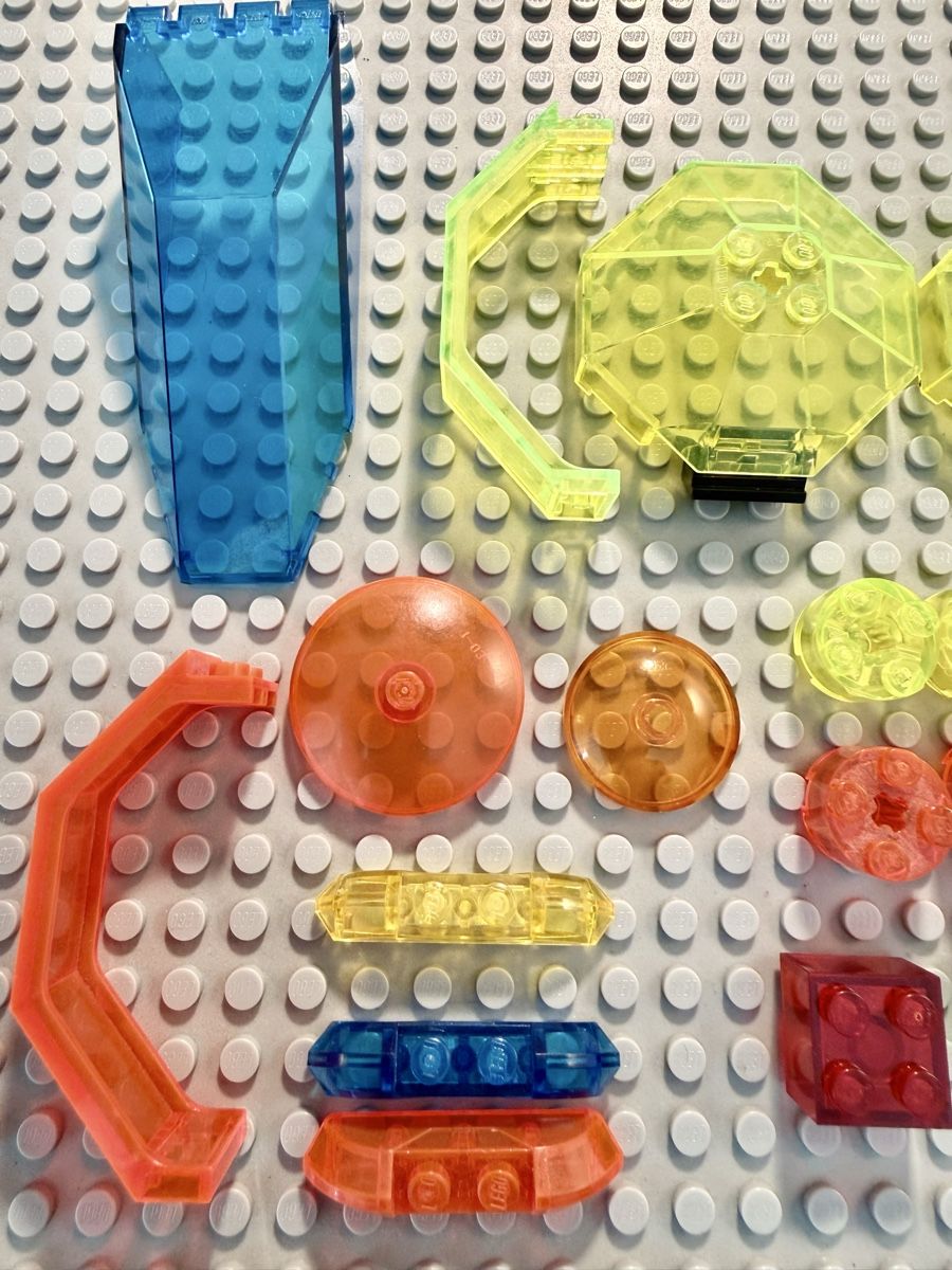 Lego Jeux de construction: Lego Raumschiffteile – D'occasion à Bellinzona par CRS-LRT 2