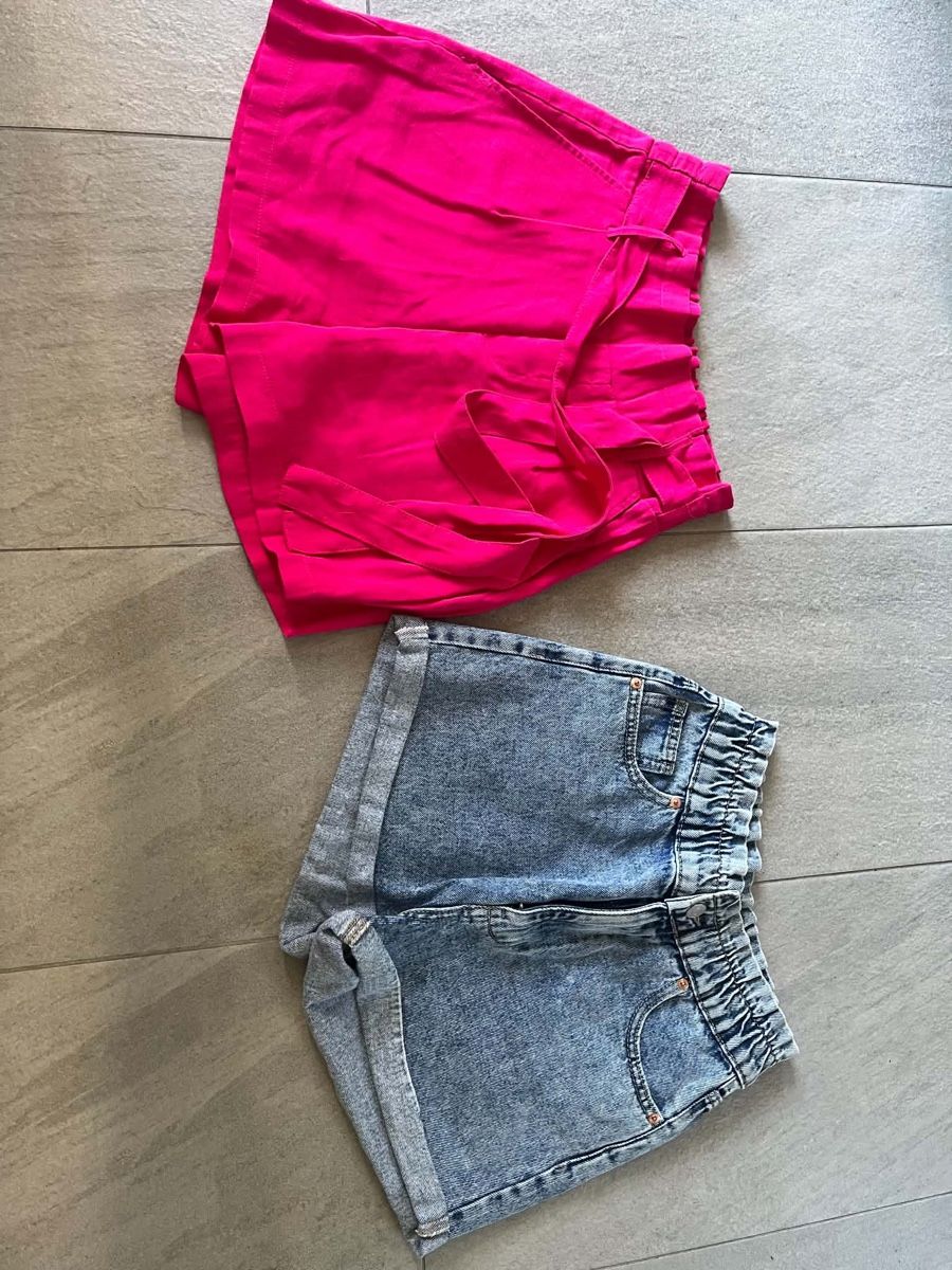 Lots de vêtements: 4 Shorts S – D'occasion à Minusio par liam04 2