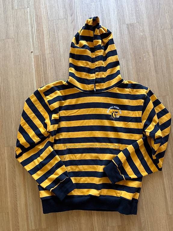 Maglioni & Felpe: Rugby Hoodie  – Usato da Pfäffikon ZH venduto da skom666
