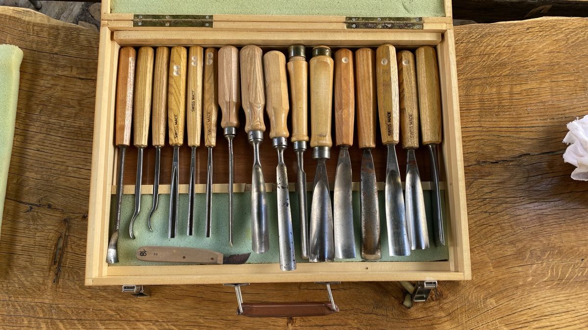 Swiss Tutti gli attrezzi: Schnitzwerkzeuge swiss made  – Usato da Feuerthalen venduto da 181222