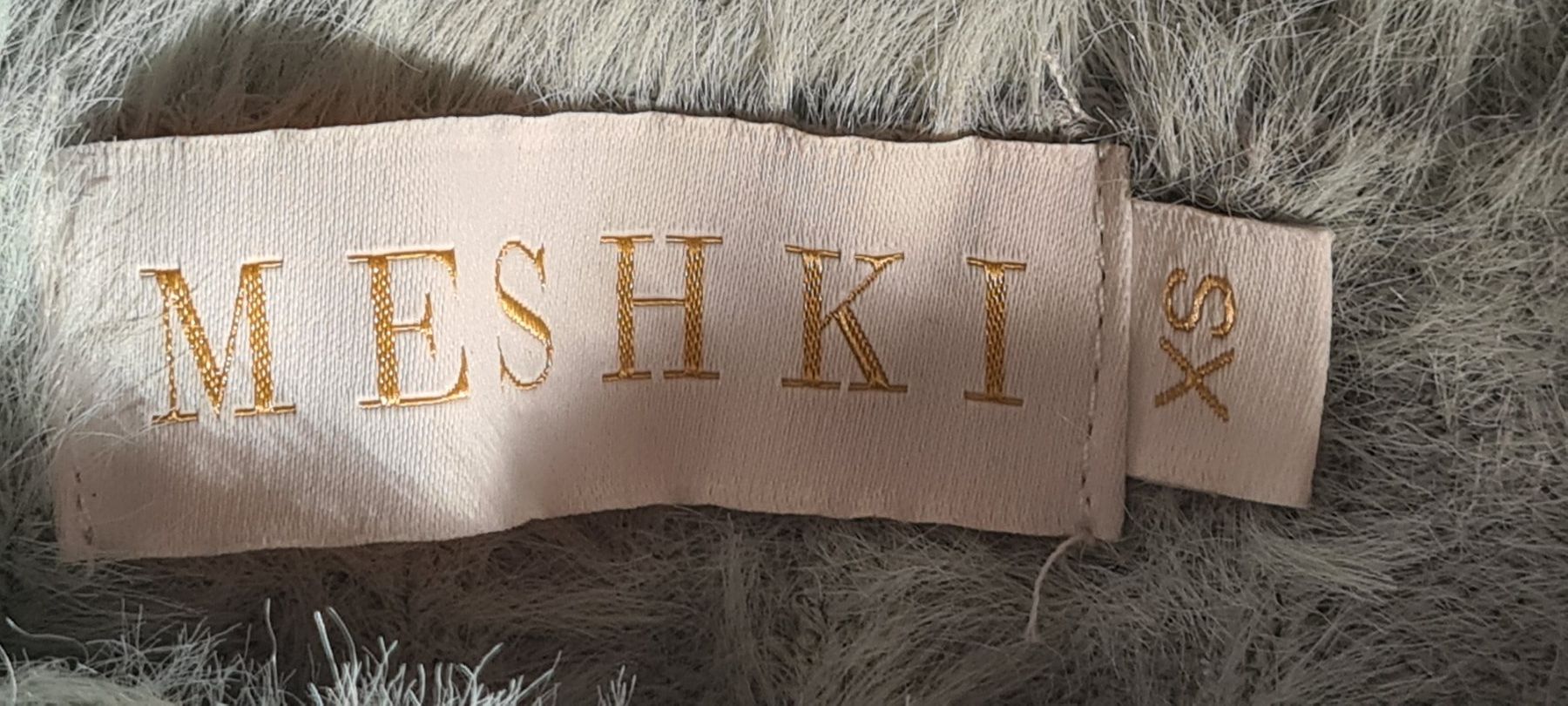 Tops: Top Meshki – Gebraucht aus Allschwil von Virgo 3
