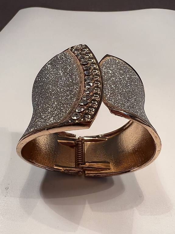 Bracciali & Braccialetti: Braccialetto  – Usato da Gordola venduto da Simijojo 4