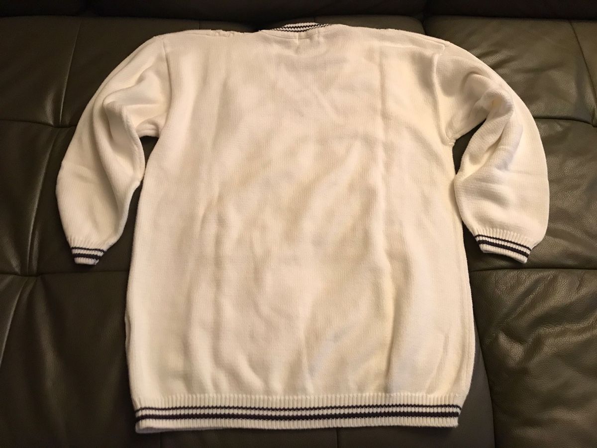 Pullover & Sweatshirts: Pullover – Gebraucht aus Fraubrunnen von amm_7kp6 1