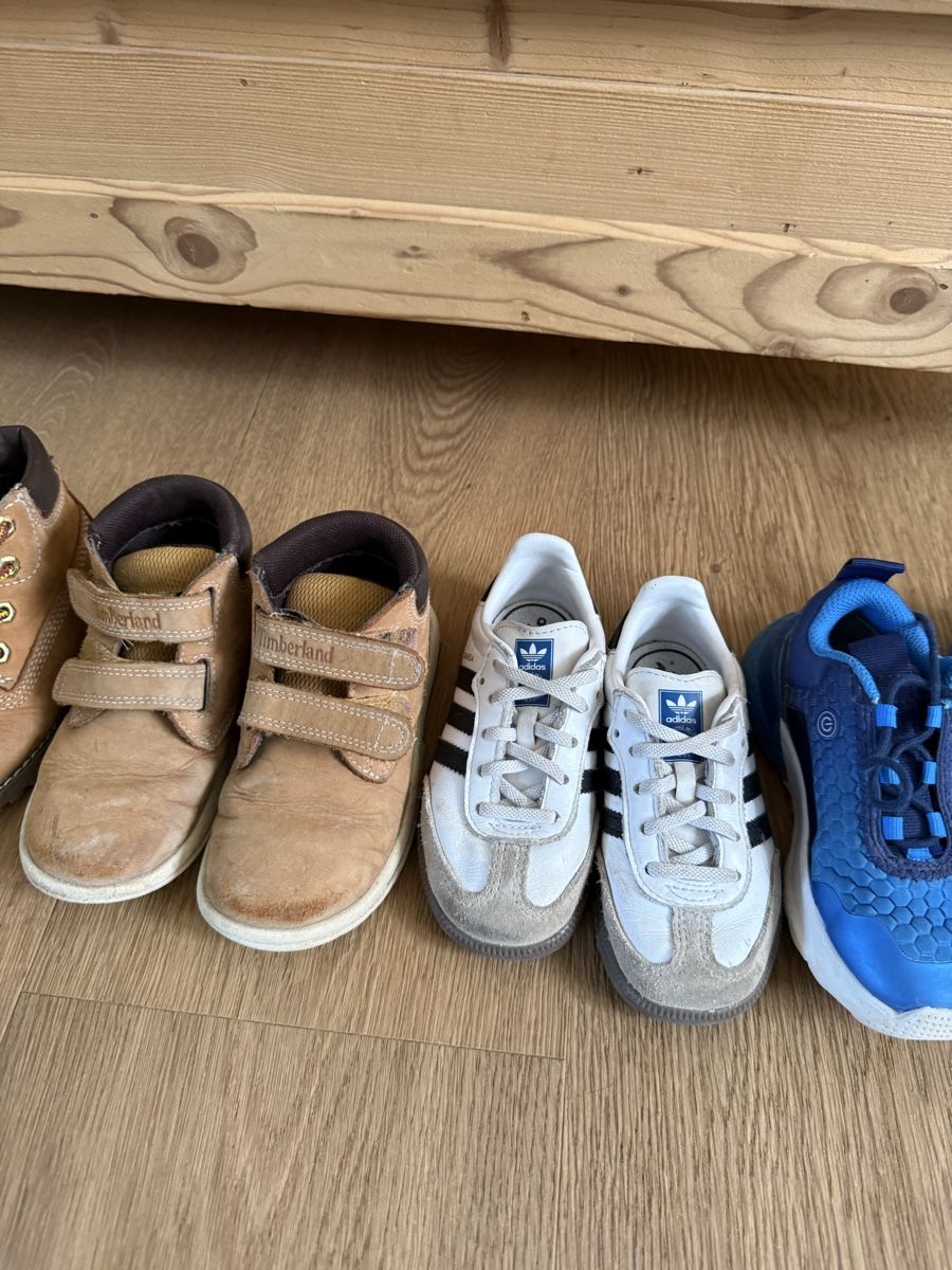 Scarpe per ragazzi: Kinderschuhe Gr. 25-26 – Usato da Küsnacht ZH venduto da Loette 3