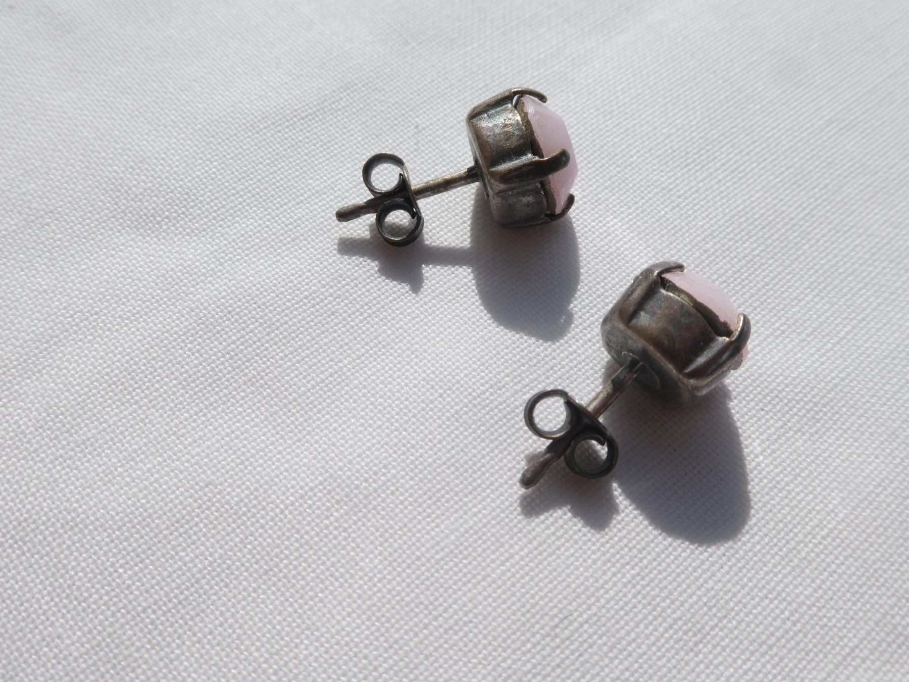 Ohrringe & -stecker: Vintage Ohrstecker, Modeschmuck – Gebraucht aus Gattikon von kaandooh 2