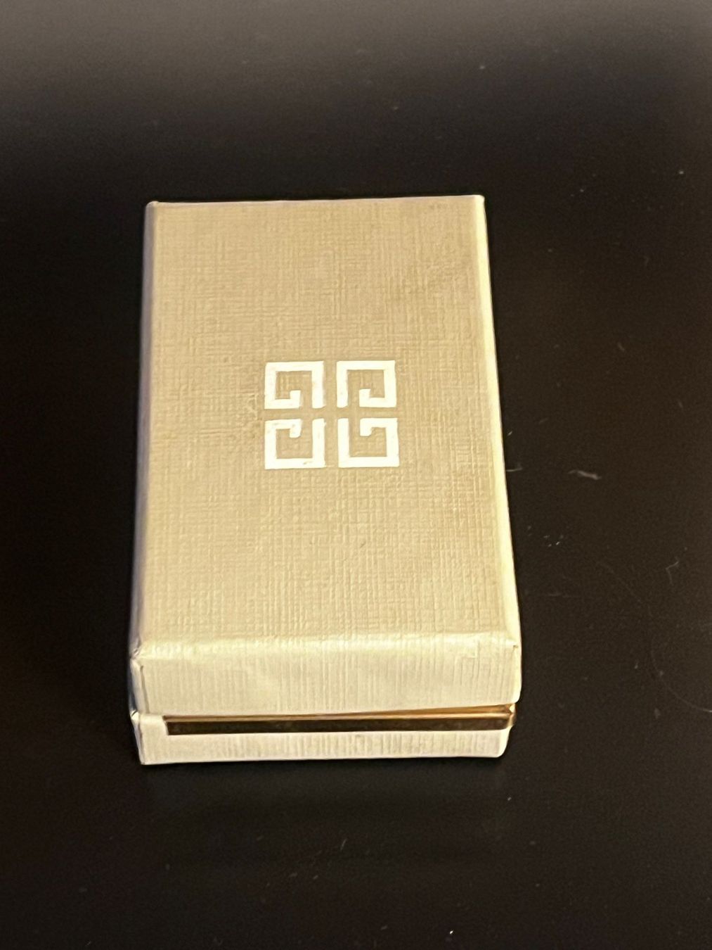 Givenchy Gemelli: Givenchy Paris Vintage Cufflinks mit Etui – Nuovo (secondo la descrizione) da Winterthur venduto da Dejv 2