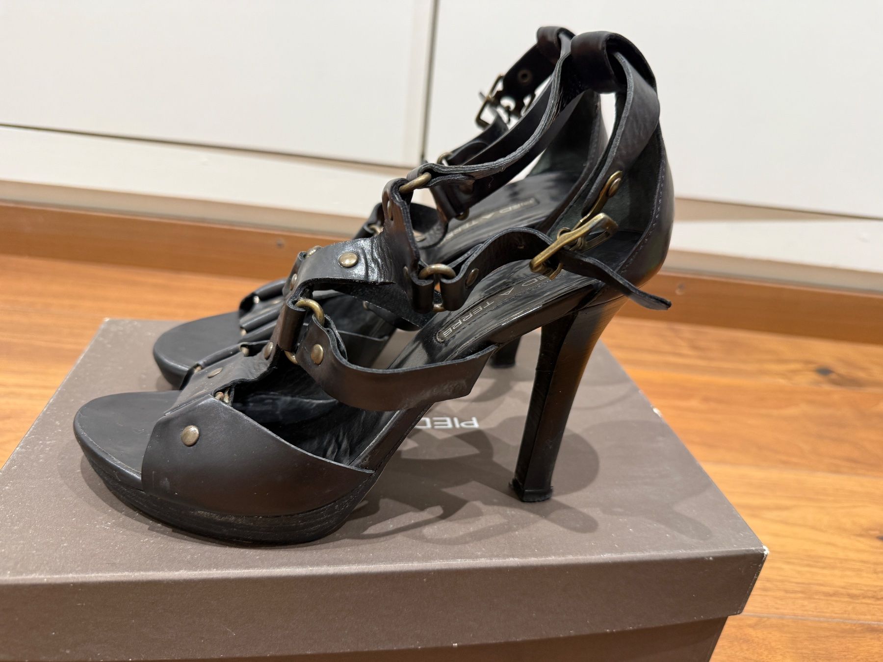 Scarpe da donna: High heels von Pied A Terre Gr 39 – Usato da Egg b. Zürich venduto da Nathalie14 1