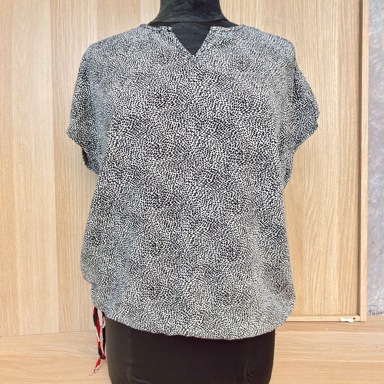 Blusen: Blouse Ample Graphique Garcia – Gebraucht aus Thônex von Suisse.Shopping