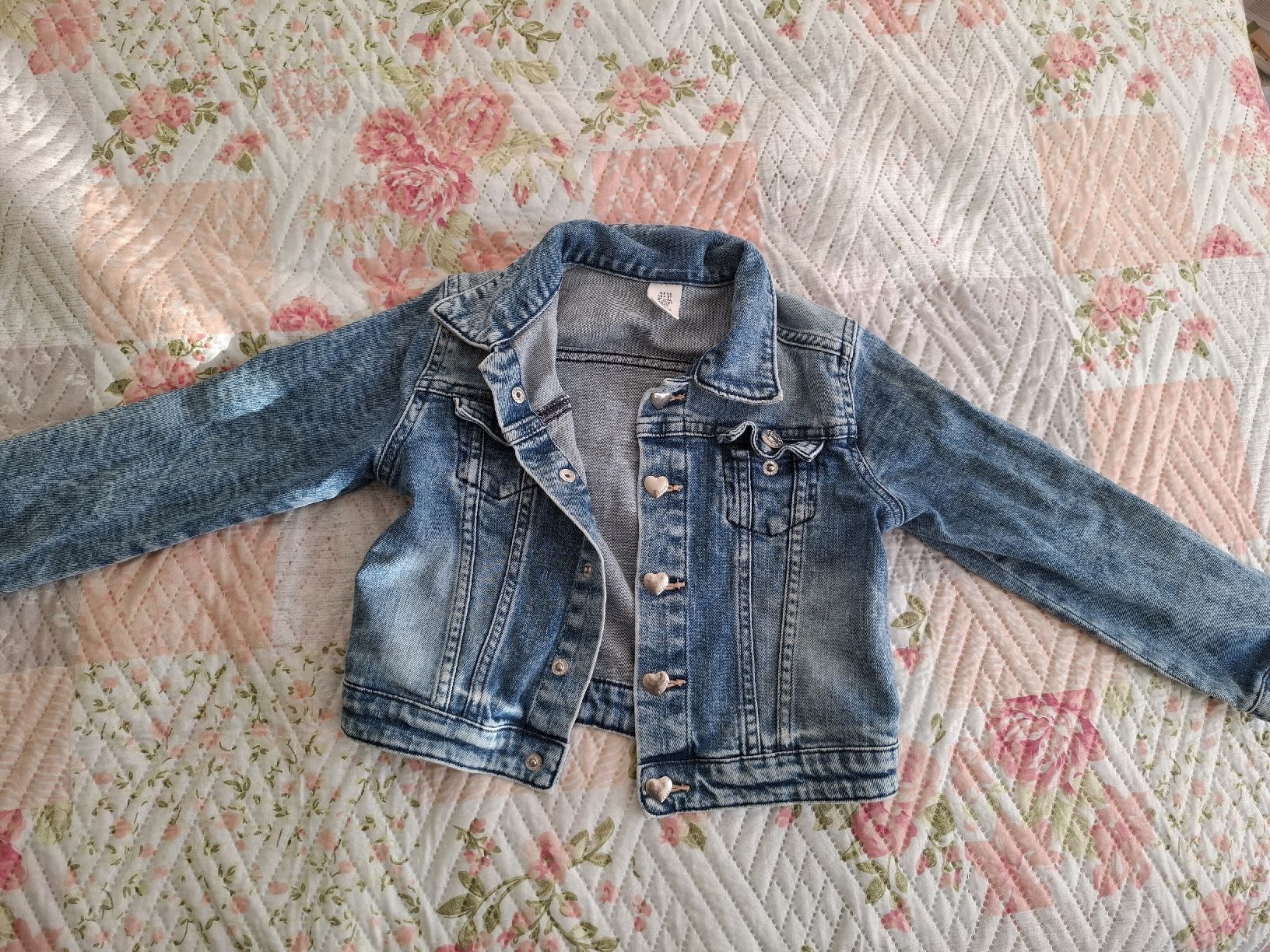H&M Pantaloni: Jeansjacke H&M gr 110 – Usato da BALSTHAL venduto da ANNUCCIA_1
