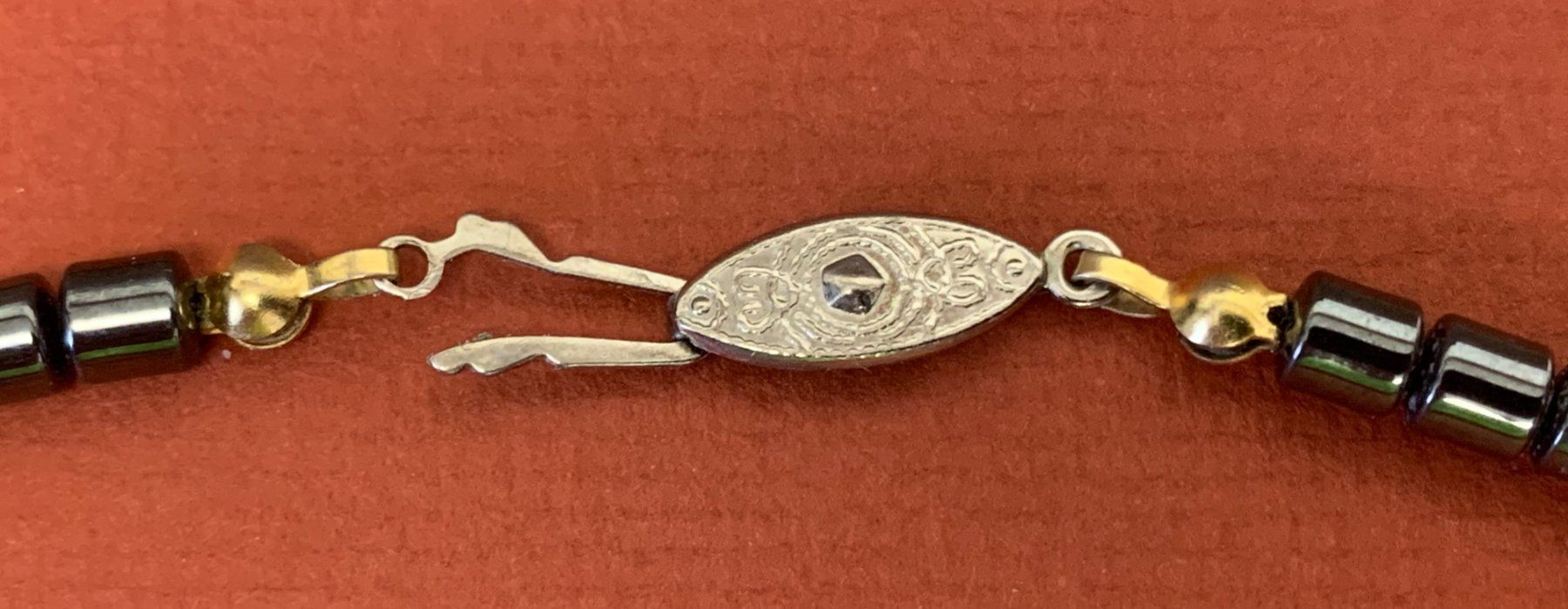 Catenine: Elegante  Halskette  -  Edelstahl – Usato da Gundetswil venduto da Egro100 2