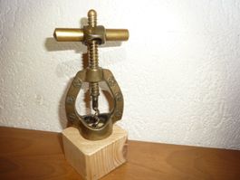 Zapfenzieher Sternzeichen Deko Messing vintage