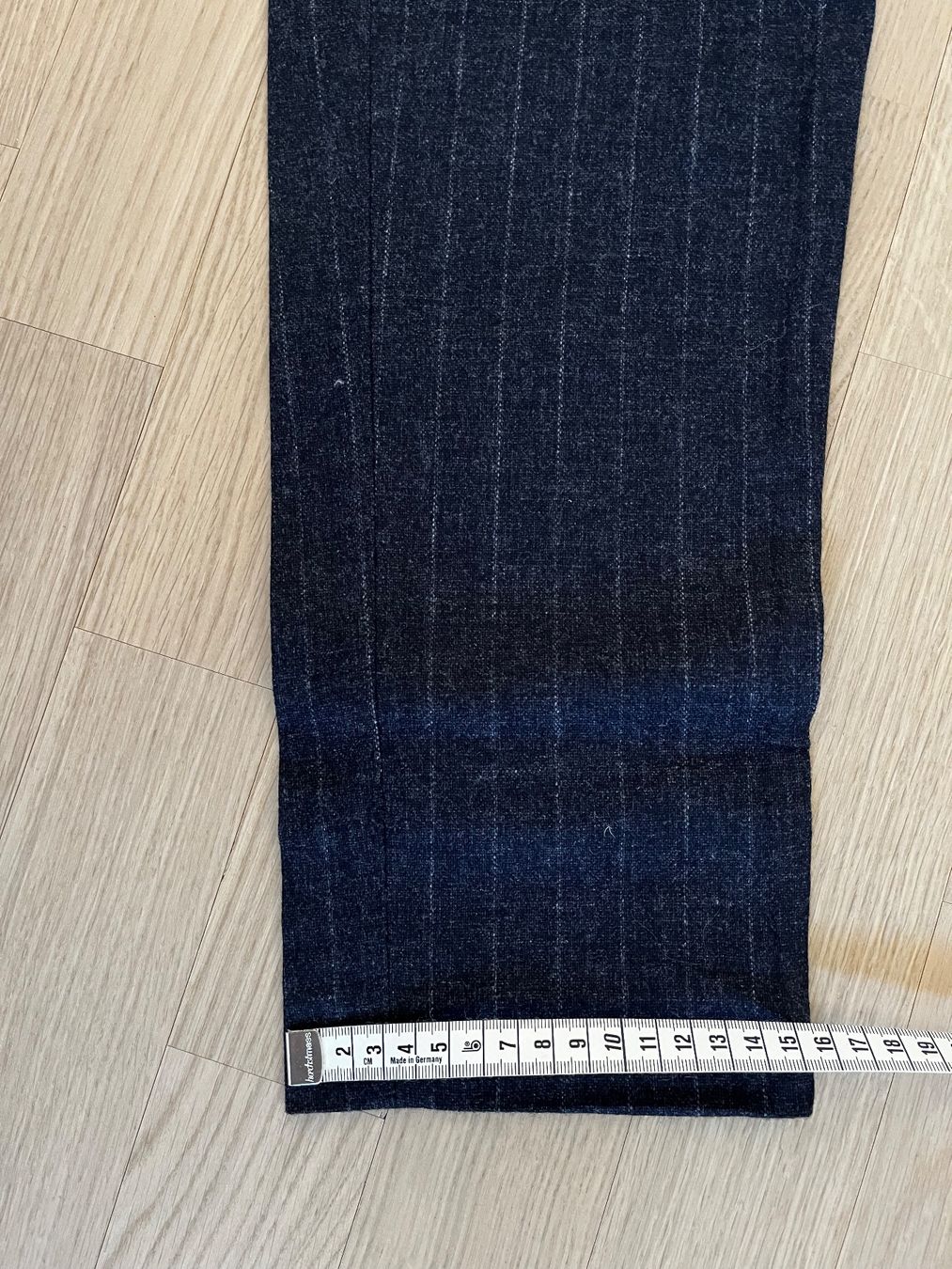 Closed Pantaloni: Woll Hose Closed – Usato da Cham venduto da sbr_7cmv 7