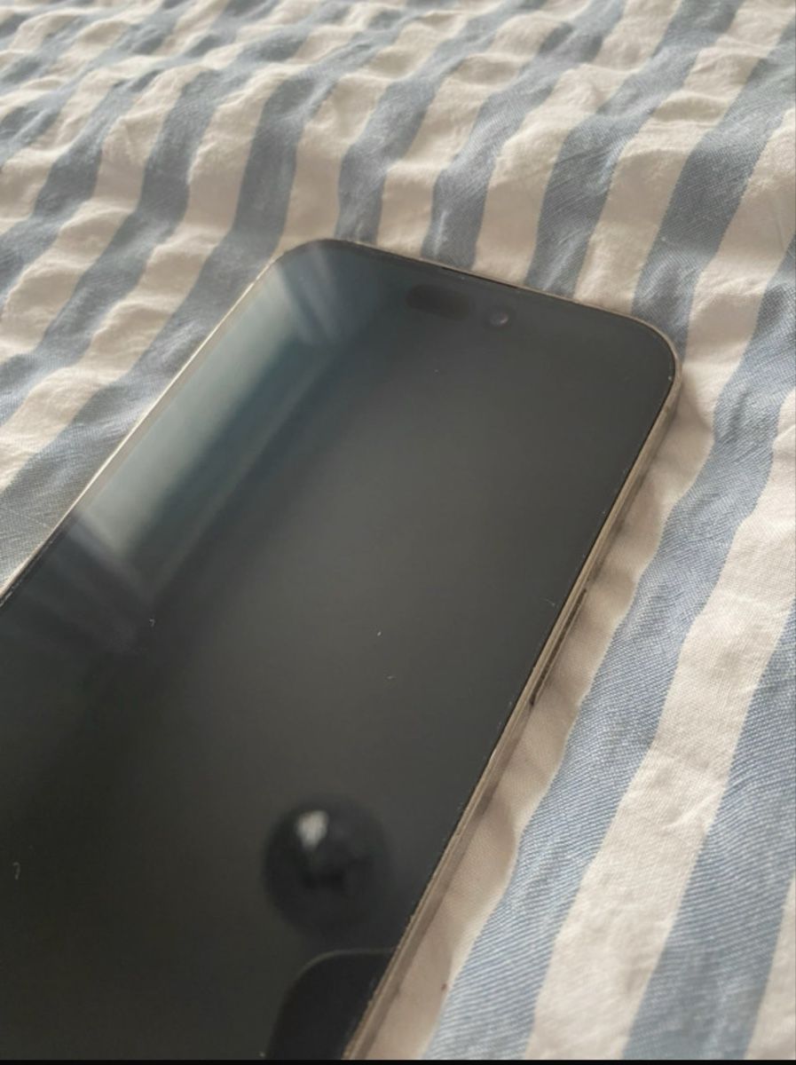 Apple Portables: iPhone 14 Pro Max – D'occasion à Genève par han_7zyx 2