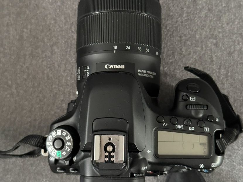 Canon Fotocamera: Canon EOS 80D avec objectif EF-S 18-135mm - État Top! – Usato da Thielle venduto da can_fq7x 2
