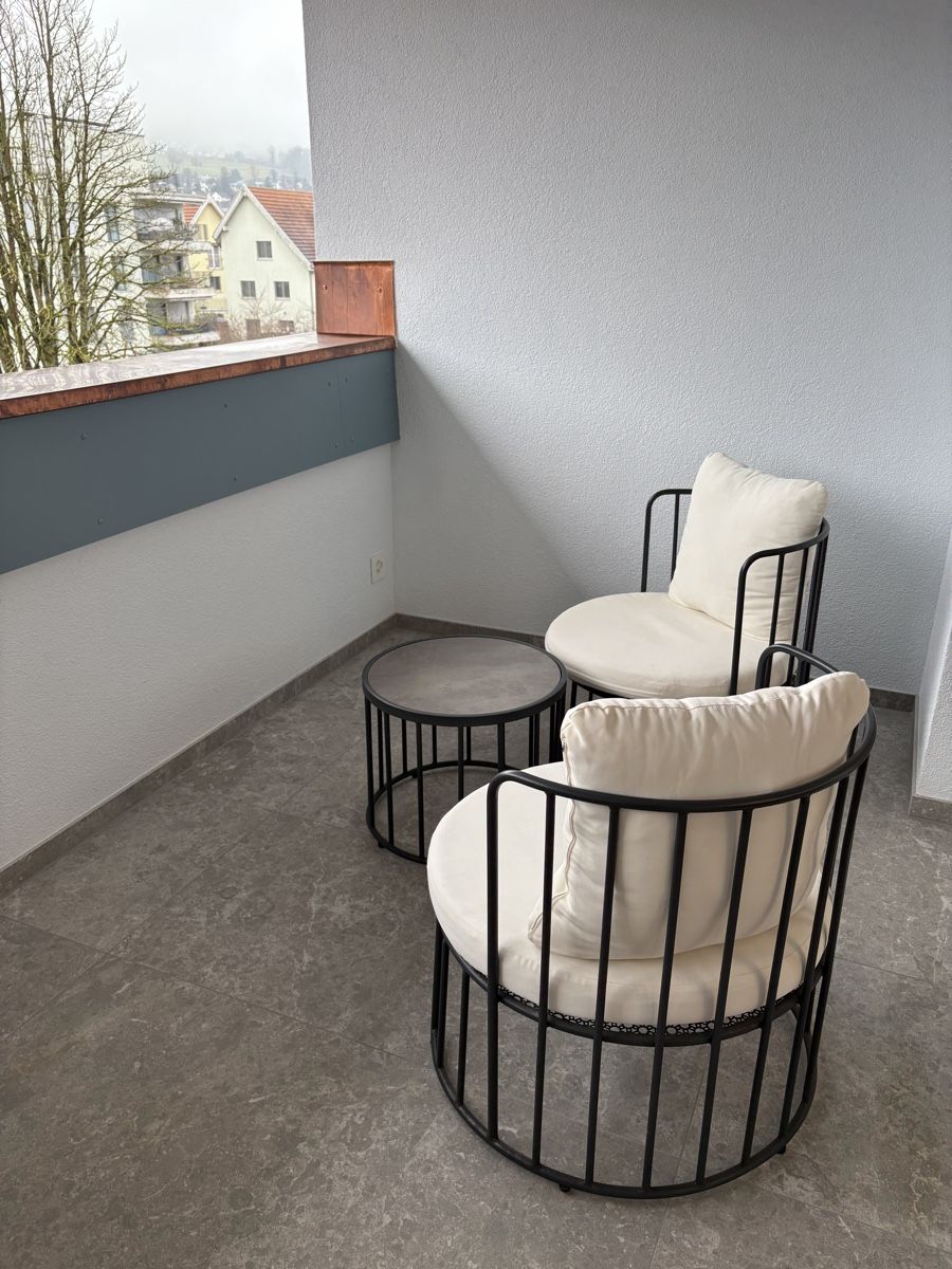 Poltrone: Balkon Lounge Set Giardimo LAB String 2 Stühle + Tisch inkl. – Usato da Dietikon venduto da lir_6b7c