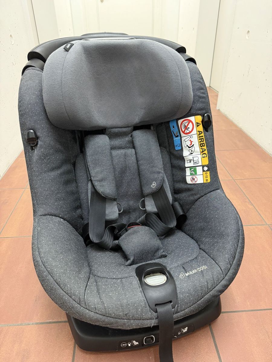 Maxi-Cosi Seggiolini per auto: Kindersitz - Maxi-Cosi AxissFix Reboarder – Usato da Wettswil venduto da _Hi_There