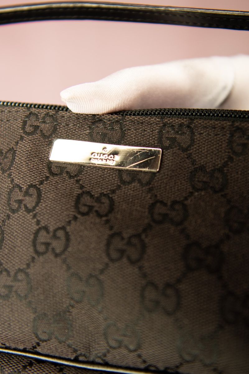 Gucci Taschen für Damen: 2000-2015 GG Canvas Boat shoulder bag – Gebraucht aus Vétroz von car_n6js 9