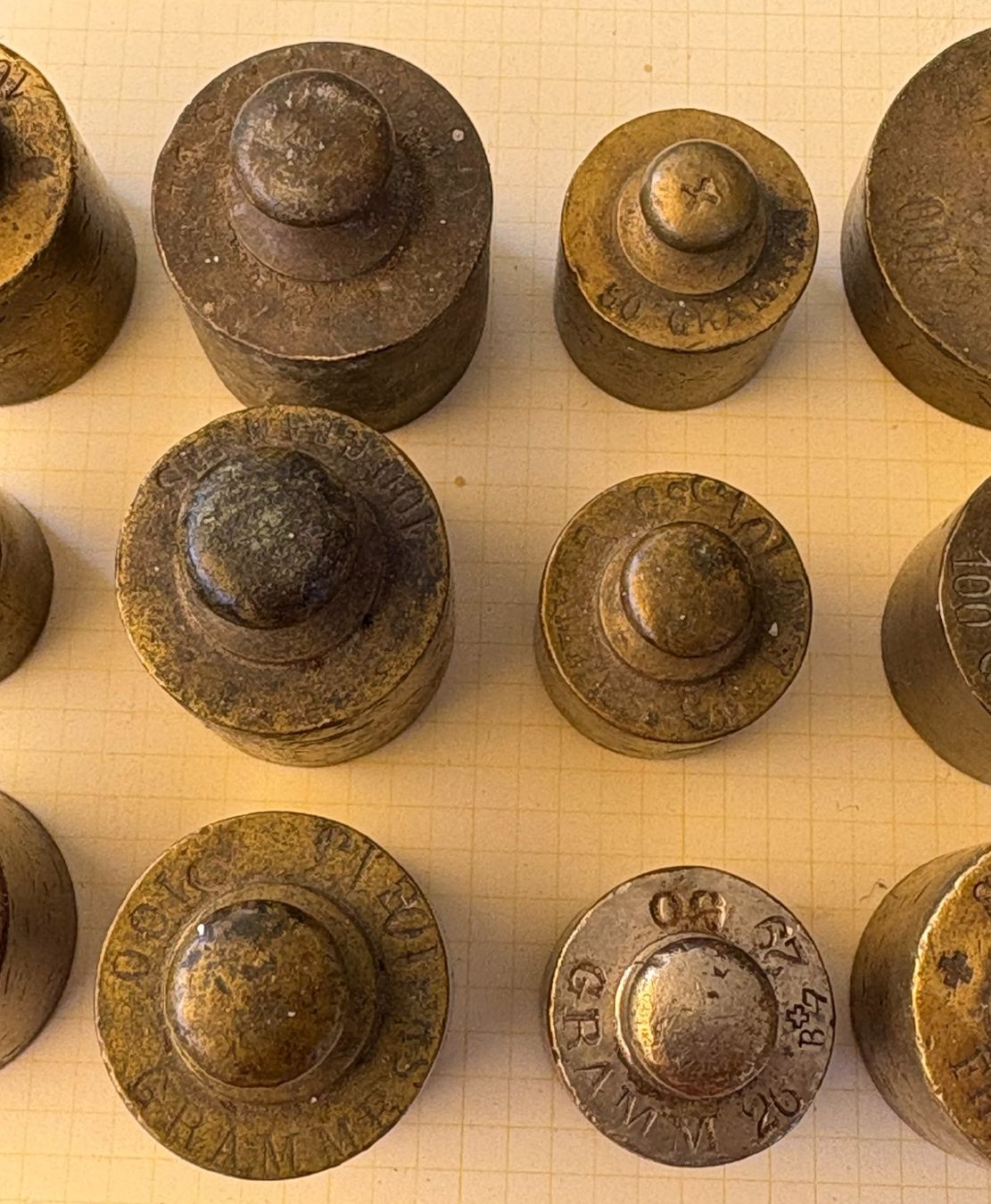 Bilance e pesi: VINTAGE GEWICHT-STEINE – Usato da Ostermundigen venduto da wini63 4