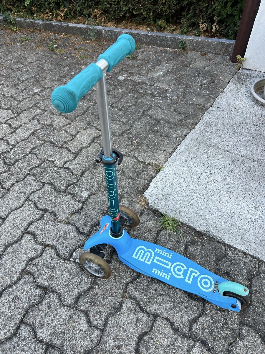 Micro Fahrzeuge für Kinder: Micro Scooter mit mit leuchtenden Rädern – Gebraucht aus Uerikon von Saffagirl 5