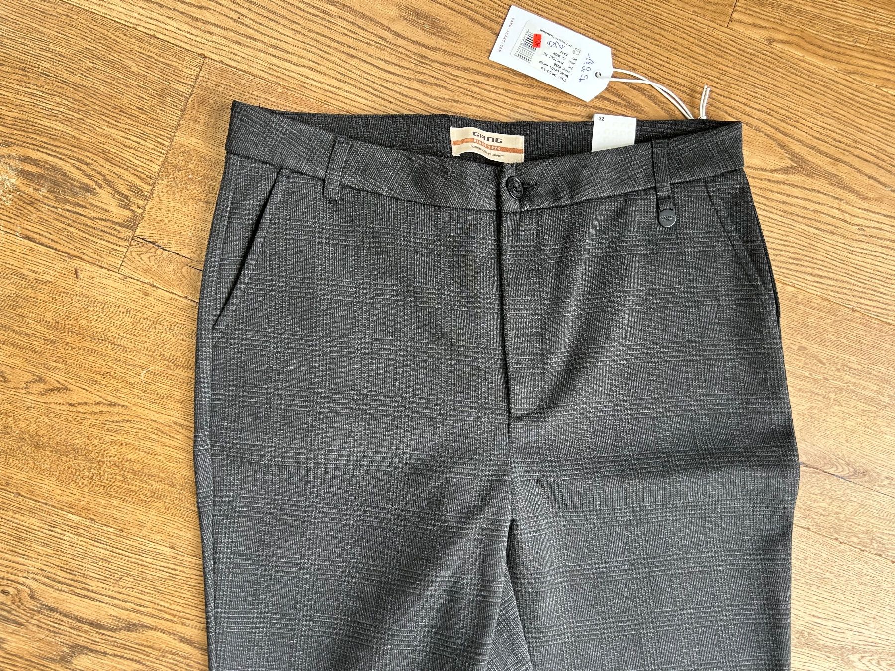 Pantalons: Hose, Gang  //NEU// 32 – Neuf (Voir description) à Stettfurt par outlet72 2
