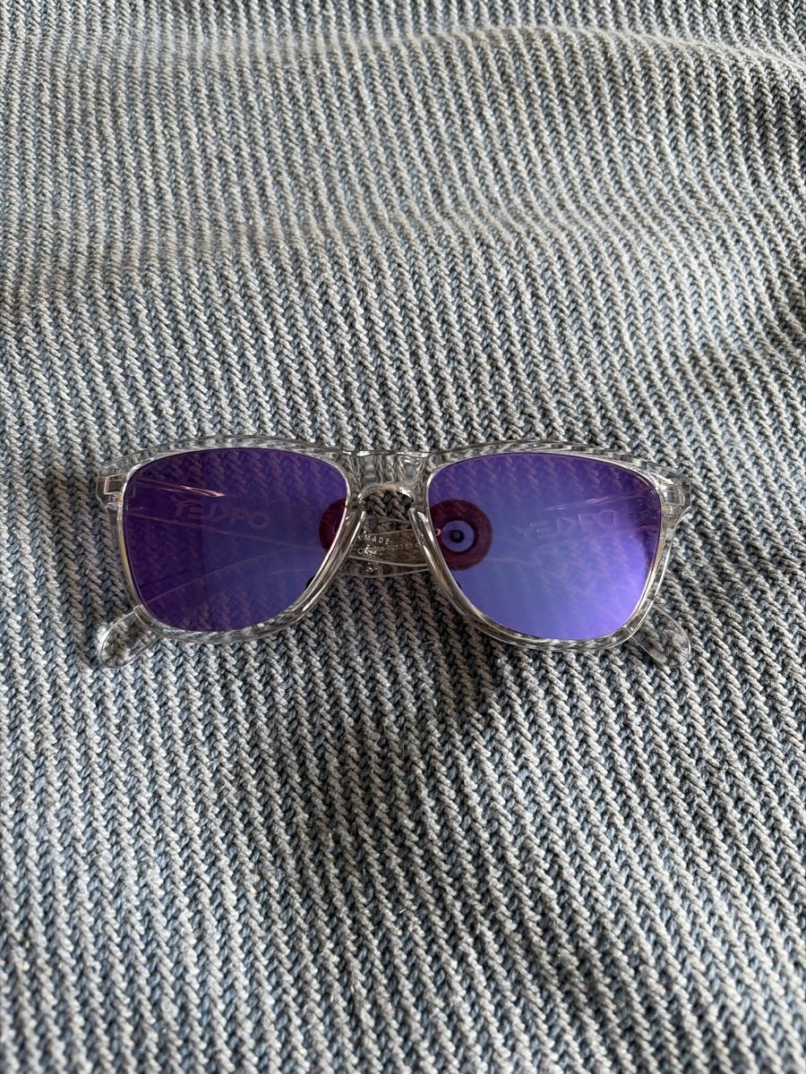 Oakley Occhiali & Lenti: Oakley Sonnenbrille Frogskins – Nuovo (secondo la descrizione) da Bern venduto da lar_wxp6