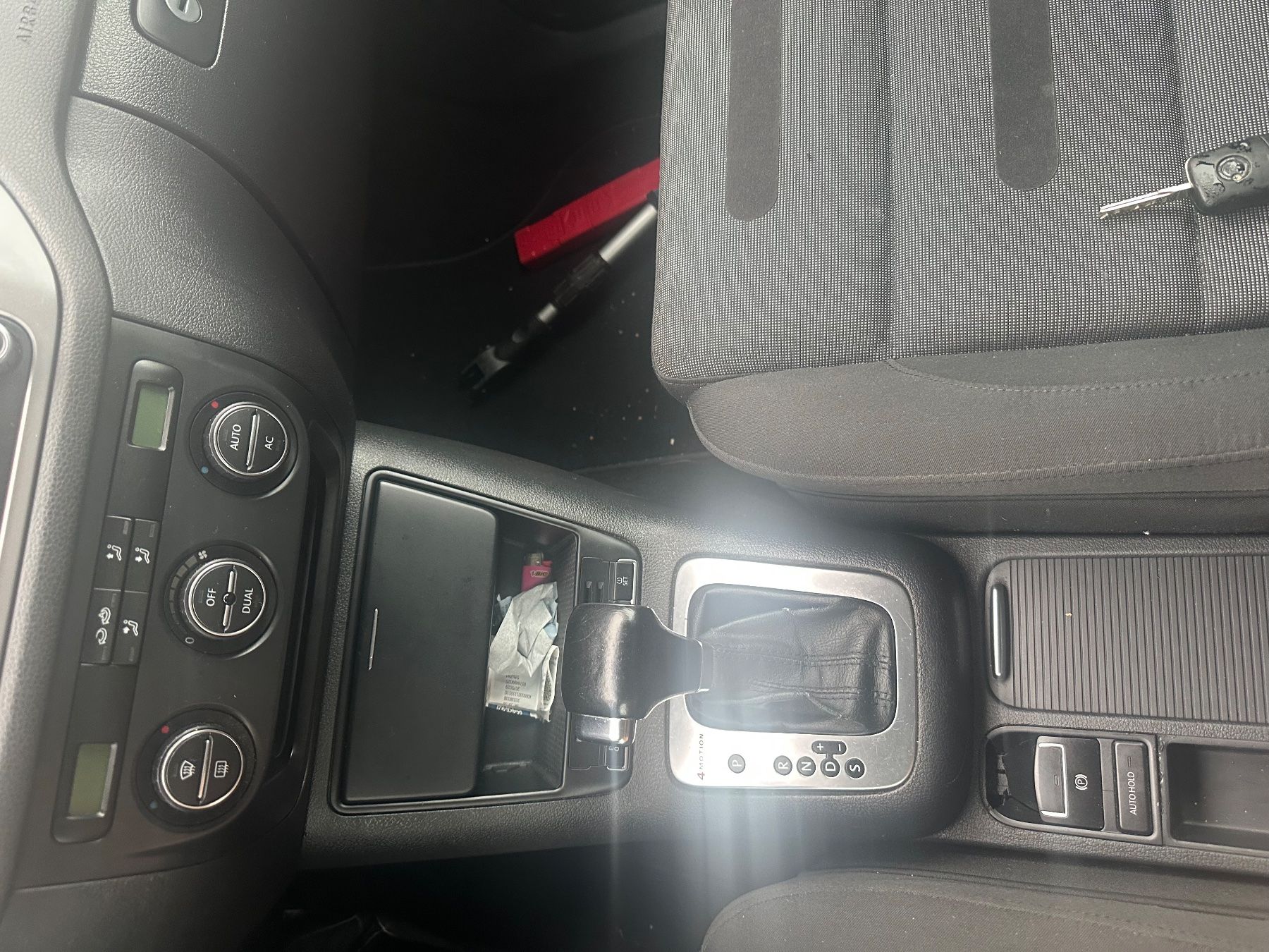 VW Automobili: VW Tiguan 2lt TDI – Usato da Cortaillod venduto da stb_lz6s 5