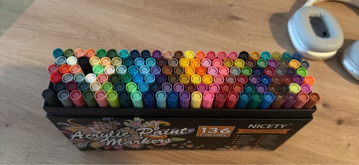 Stifte & Marker: Feutre acrylique 136 – Gebraucht aus Granges-paccot von lau_9z8q 2