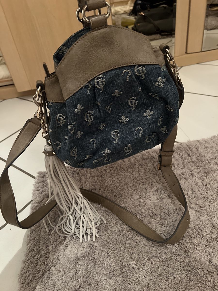 Guess Borse da donna: Tasche – Usato da Oberuzwil venduto da DanaB01 2