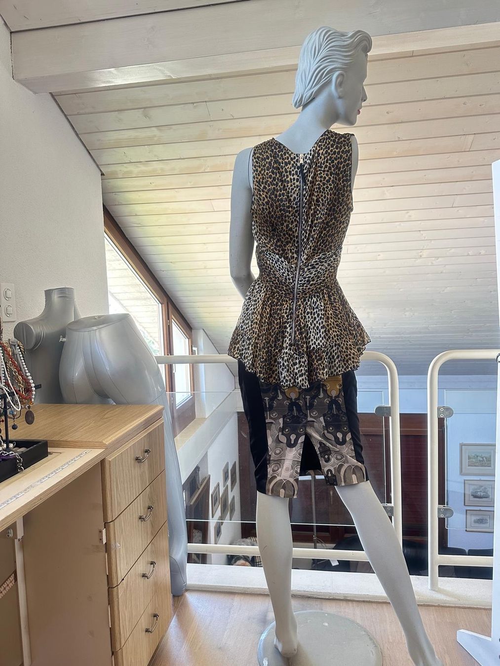 Dolce & Gabbana Chemisiers: Lange Bluse von DOLCE&GABBANA – D'occasion à Neuhausen par Lechasseur 3