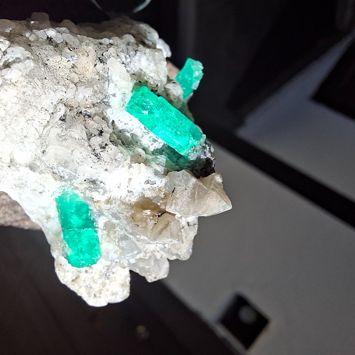 Minerali & Pietre curative: Smaragdstufe Muzo Kolumbien – Nuovo (secondo la descrizione) da Schaffhausen venduto da Lucas8677 1
