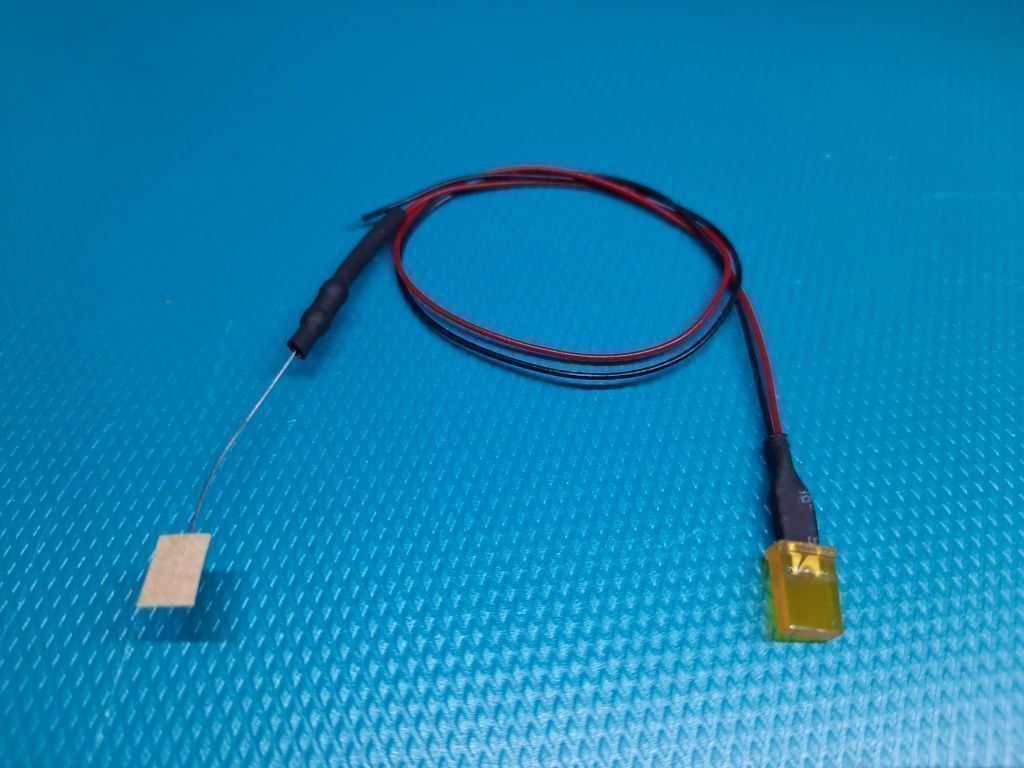 Componenti elettronici: LED 2x5x7mm verkabelt, 12-16V DC, orange – Nuovo (secondo la descrizione) da Luzern venduto da Salefactory 1