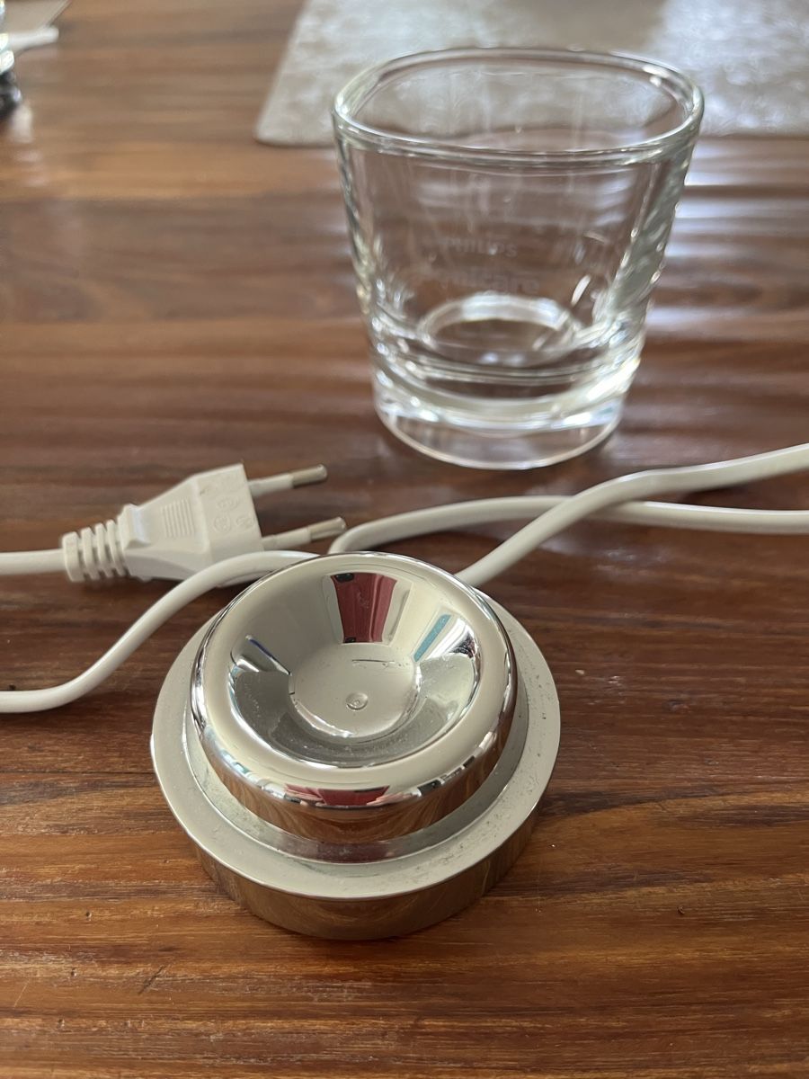 Philips Ladegeräte: Philips Sonicare Ladestation – Neu (gemäss Beschreibung) aus Gurbrü von Simiramis