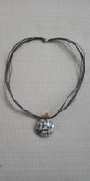 Collier vintage avec pendantif rempli de nacre